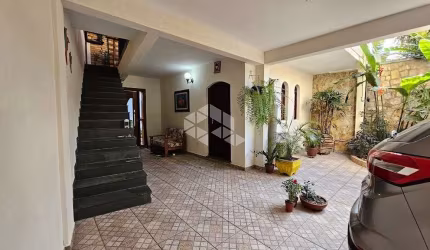 Casa com 3 quartos à venda na Manoel Benavente, 81, Vila Picinin, São Paulo por R$ 797.000