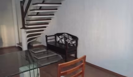 Casa com 3 quartos à venda na Rua Padre José Materni, 86, Vila Serralheiro, São Paulo por R$ 450.000
