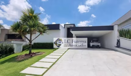 Casa com 3 dormitórios à venda, 300 m² por R$ 2.900.000,00 - Granja Viana - Cotia/SP