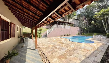 Casa com 3 dormitórios, 321 m² - venda por R$ 2.500.000,00 ou aluguel por R$ 18.008,00/mês - Granja Viana - Carapicuíba/SP