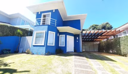 Casa com 3 dormitórios à venda, 181 m² por R$ 1.200.000,00 - Granja Viana - Carapicuíba/SP