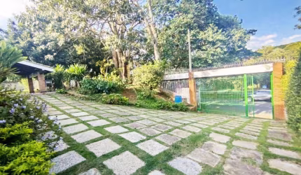 Casa com 3 dormitórios para alugar, 480 m² por R$ 6.500,00/mês - Monte Catine - Vargem Grande Paulista/SP