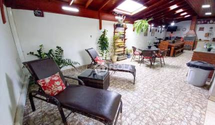 Casa com 3 dormitórios à venda, 308 m² por R$ 650.000,00 - Antônio Zanaga I - Americana/SP