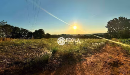 Terreno à venda, 24200 m² por R$ 900.000,00 - Centro - Limeira/SP