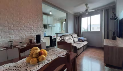 Apartamento com 2 dormitórios à venda, 51 m² por R$ 215.000,00 - Chácara Letônia - Americana/SP