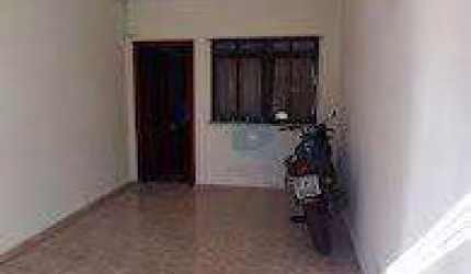 Sobrado 3 dormitórios,1 suíte,sala,cozinha,área de serviço,1 vaga coberta,ótimo estado,aceita proposta.