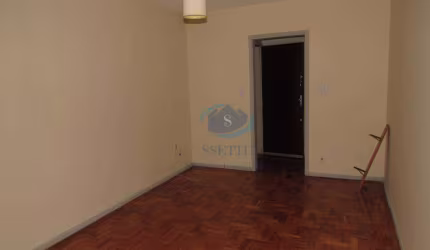 Apartamento 2 dormitórios,sala grande cozinha,2 banheiros,1 vaga de garagem,a 200 metros metro V. Mariana,aceita proposta.