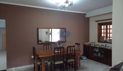 Sobrado a venda com 5 dormitórios e 3 vagas em São João Clímaco - São Paulo/SP