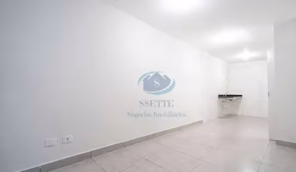 Sobrado com 2 dormitórios à venda, 67 m² por R$ 284.000,00 - Itaquera - São Paulo/SP