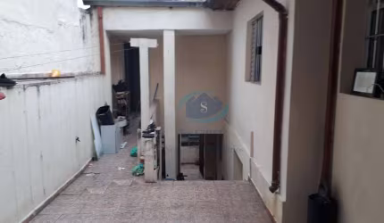 Terreno a venda no Ipiranga com duas casas e um salão