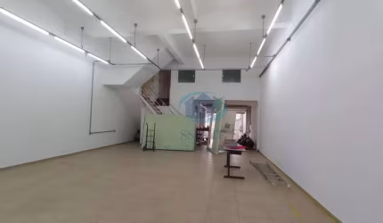 Galpão para locação de 160 metros na Vila Carioca