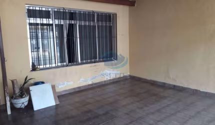 Sobrado com 3 dormitórios,sala,cozinha,área de serviço,quintal com churrasqueira,3 vagas,quarto cozinha,wc,área de serviço nos fundos,aceita permuta.