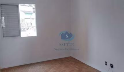 Apartamento de 70 m2 com 2 dormitórios,sala 2 ambientes com sacada e vista livre,cozinha grande,1 banheiro e área de serviço,1 vaga ,aceita proposta.