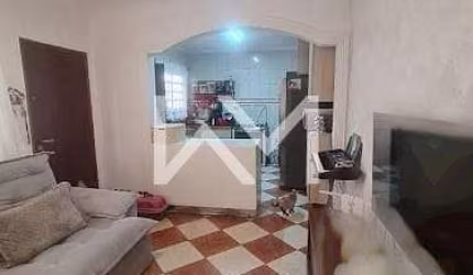 Aconchegante Casa residencial com 3 dormitórios (1 suíte) e com 120 m² para venda em Jardim Jovaia