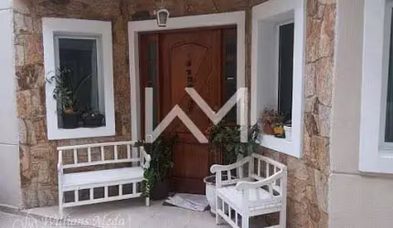 Sobrado residencial em condomínio fechado, com 3 suítes em Vila São Judas Tadeu  -  Guarulhos
