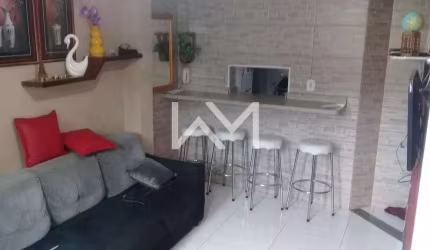 Lindo Sobrado a Venda  em Condomínio Fechado com Vista Privilegiada no Bairro de Bonsucesso - Porta