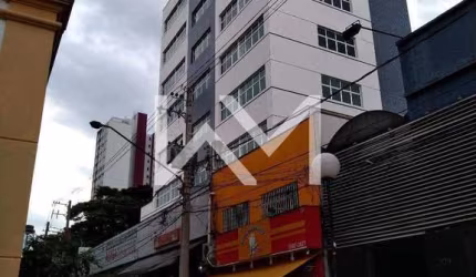 Prédio Comercial de 7 andares  para venda e locação, 2 lojas no térreo , 2 elevadores Centro, Guaru