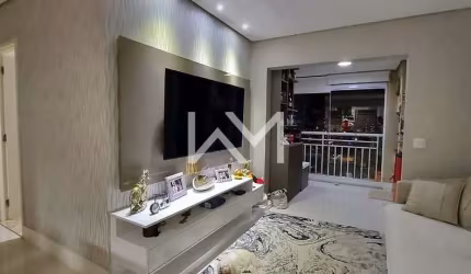Aconchegante Apartamento Mobiliado de 82m² com Terraço à Venda! 3 Dormitórios, 2 Vagas -Condominio