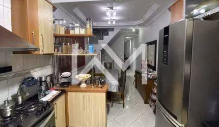 Maravilhoso Sobrado à venda 3 dormitórios 2 vagas  Jardim City, Guarulhos, SP