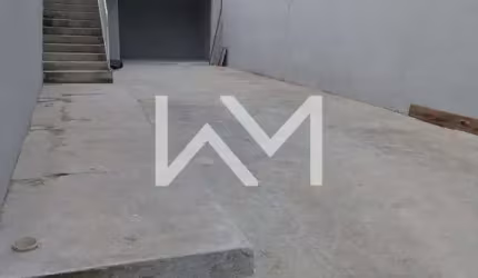 Casa à venda no Jardim Santa Maria, Guarulhos/SP | Compacta, quintal amplo, 3 vagas para veículos e