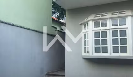 Sobrado à venda, Jardim Santa Mena, Guarulhos, SP-  206,42 mts de a.c. e com 3 dormitorios sendo 2