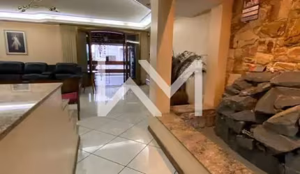 Sobrado à venda com 3 suites, closet, sala com varanda e cascata, MOBILIADO - Vila Galvão, Guarulho