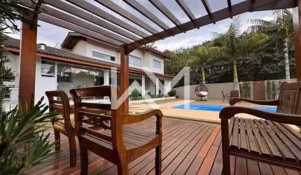 Atibaia, Sobrado a Venda 4 quartos , Piscina , Condomínio Figueira Garden, Refúgio dos Sonhos