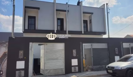 SOBRADOS NOVOS COM 3 DORMITORIOS E 4 VAGAS PROXIMO AO METRO!