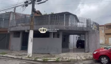 CASA DE ESQUINA COM 3 DORMITORIOS E 4 VAGAS NA VILA SILVIA!!