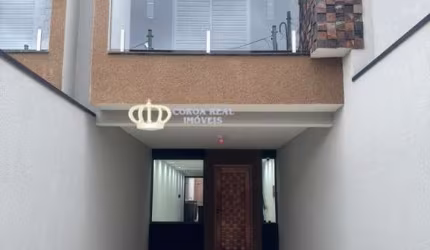 SOBRADO COM QUINTAL GOURMET E ÔFURO PRÔXIMO DO METRÔ PATRIARCA