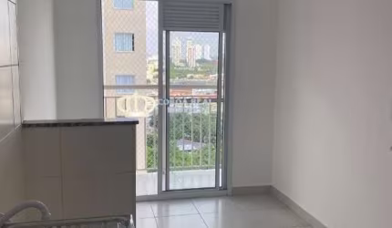 APARTAMENTO DE 1 DORMITORIO COM VARANDA!!