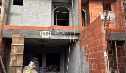 SOBRADOS DE 3 SUITES E 2 VAGAS NA PENHA