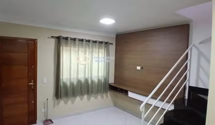 SOBRADO EM CONDOMINIO FECHADO NA VILA RÉ