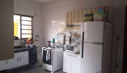 Casa com 3 dormitórios à venda, 98 m² por R$ 290.000,00 - Vila Quirino - Caçapava/SP