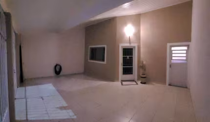Casa com 3 dormitórios à venda, 123 m² por R$ 430.000 - Parque Residencial Santo André - Caçapava/SP