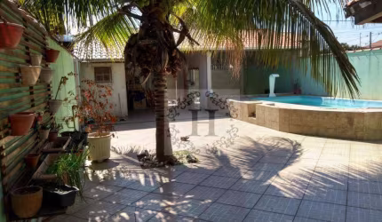 Sobrado com 3 dormitórios à venda, 204 m² por R$ 520.000,00 - Village das Flores - Caçapava/SP
