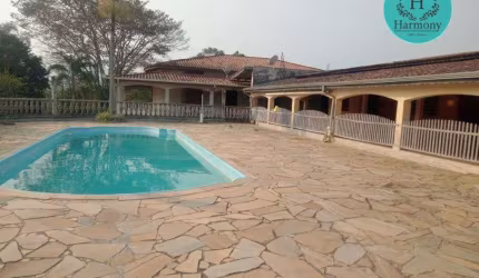 Chácara com 3 dormitórios à venda, 20000 m² por R$ 1.200.000,00 - Boa Vista - Caçapava/SP