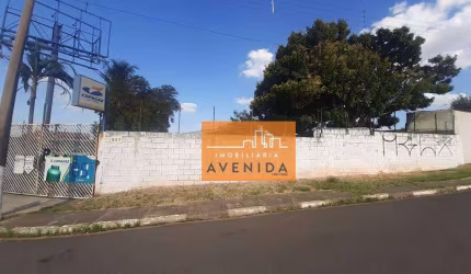 Imóvel comercial à Venda no Jardim Monte Alegre, ao lado da avenida principal