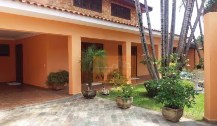 Casa com 3 dormitórios à venda, 509 m² por R$ 1.500.000,00 - Jardim de Itapoan - Paulínia/SP