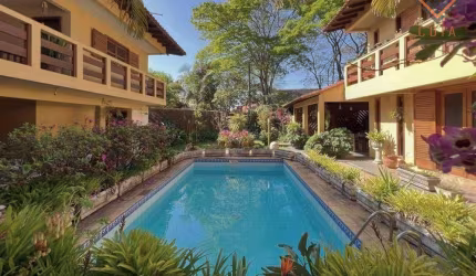Casa com 5 dormitórios à venda, 342 m² por R$ 1.570.000,00 - Granja Viana - Cotia/SP