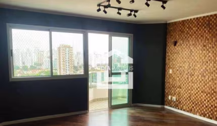 Apartamento à venda com 3 dormitórios, 3 banheiros e 3 vagas de garagem. Localizado no Campo Belo.