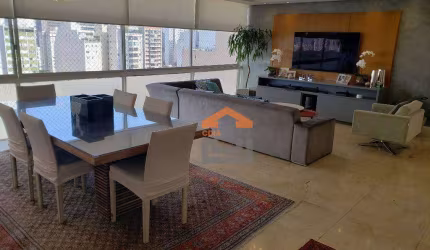 Apartamento à vende com 3 dormitórios sendo 1 suíte, 3 banheiros e 1 vaga de garagem, localizado em Pinheiros.