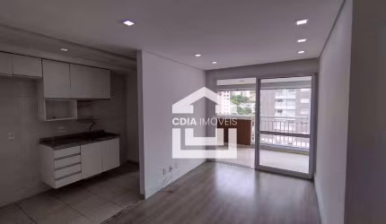 Apartamento à venda com 2 dormitórios sendo 1 suíte, 2 banheiros e 1 vaga de garagem. Localizado na Chácara Inglesa.