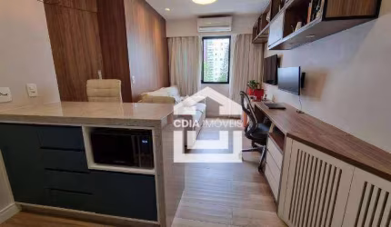 Flat à venda com 1 suíte, 1 banheiro e 1 vaga de garagem. Localizado em Moema Pássaros.