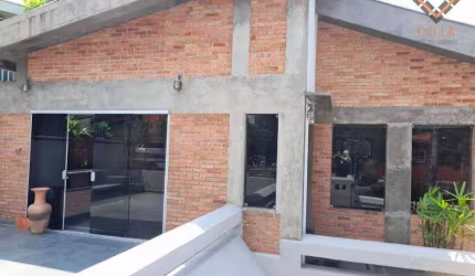 PERMUTA-SE  CASA 3 DORMITÓRIOS Á VENDA.