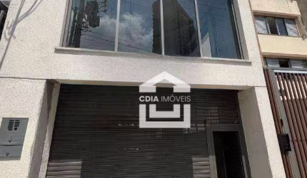 Loja para locação com 390 m² de área útil e 4 vagas de garagem. Localizado na Vila Romana.