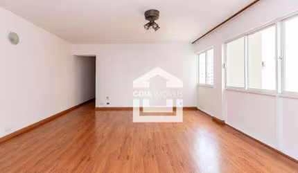 Apartamento à venda com 3 dormitórios sendo 1 suíte, 2 banheiros e 1 vaga de garagem, localizado no Jardim Paulista.