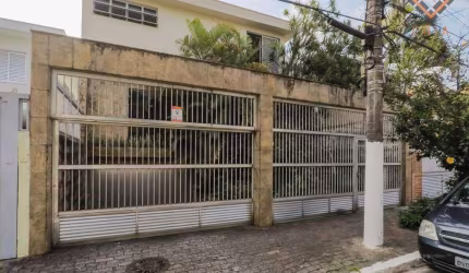 Sobrado á venda com  4 dormitórios e 5 vagas à venda, 388 m², localizado no Jardim da Saúde