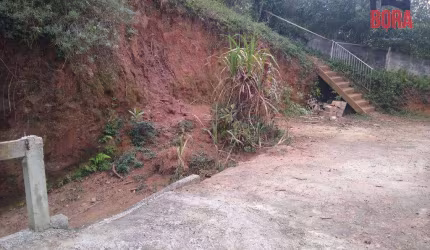Terreno à venda, 630 m² por R$ 110.000 - Cinco Lagos - Mairiporã/SP