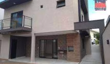 Casa com 3 dormitórios à venda, 226 m² por R$ 1.080.000 - Rio Abaixo - Atibaia/SP